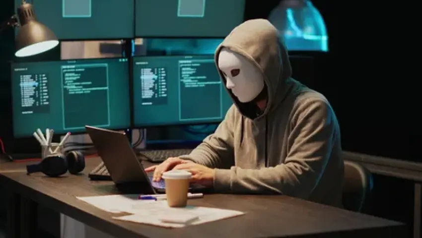 How Hackers Leak Databases