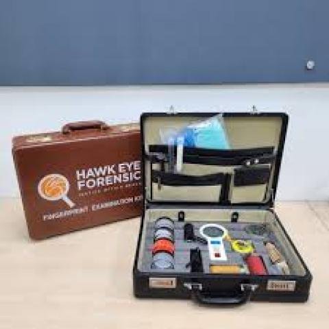 🎒 Portable Forensic Toolkits: Building a Go-Bag for Field Investigations